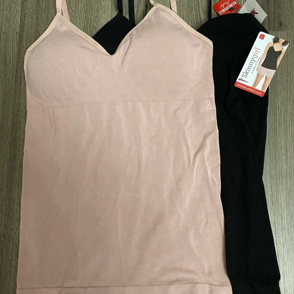 Skinny Girl under shirts size Large nwt